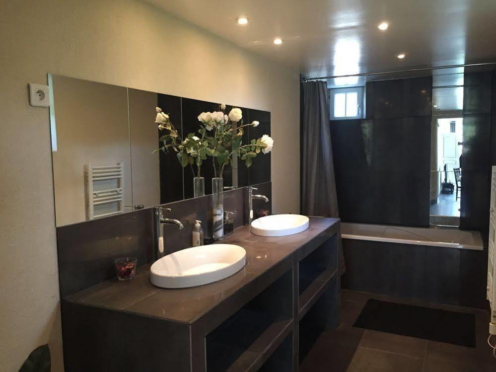 Feucherolles Domaine Du Moulin De Champie - Versailles - Gites & Suites מראה חיצוני תמונה