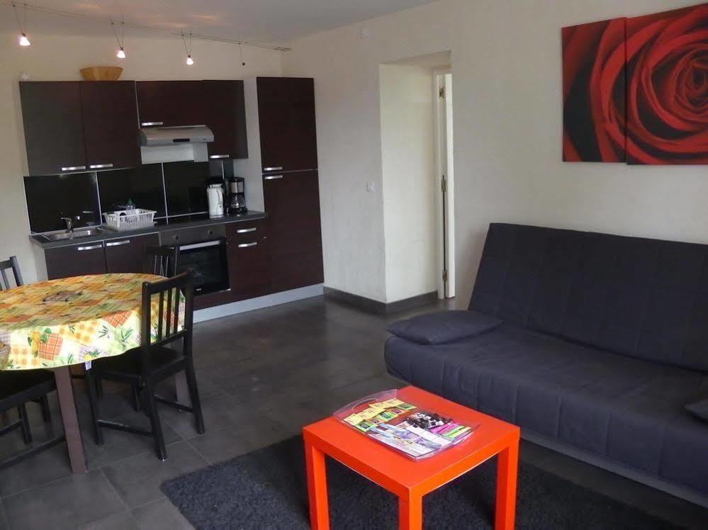 Feucherolles Domaine Du Moulin De Champie - Versailles - Gites & Suites מראה חיצוני תמונה